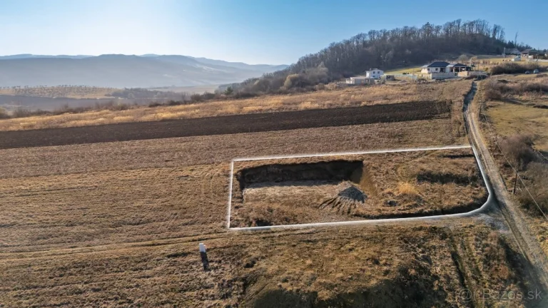 Pozemok v lokalite Červená Voda