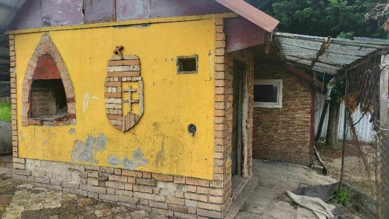 Prenájom 2 izbového rodinného domu.
