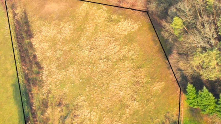 Lukratívna ponuka pozemku v obci Brezolupy 8040m2