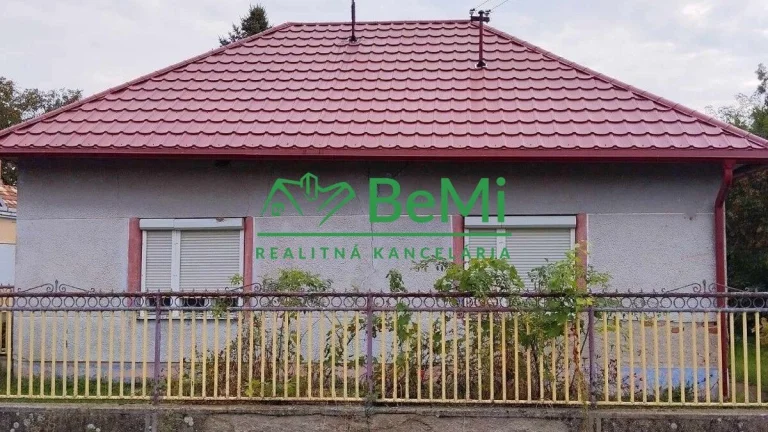Predaj rodinný dom s veľkým pozemkom Lúčnica nad Žitavou(2