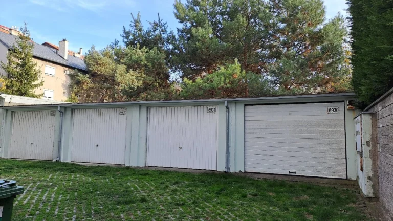 Predaj: samostatná garáž v Bratislave I - Staré mesto