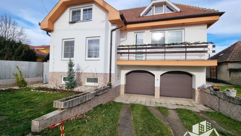 Na predaj LUXUSNÝ poschodový rodinný dom v Dvoroch nad Žitav