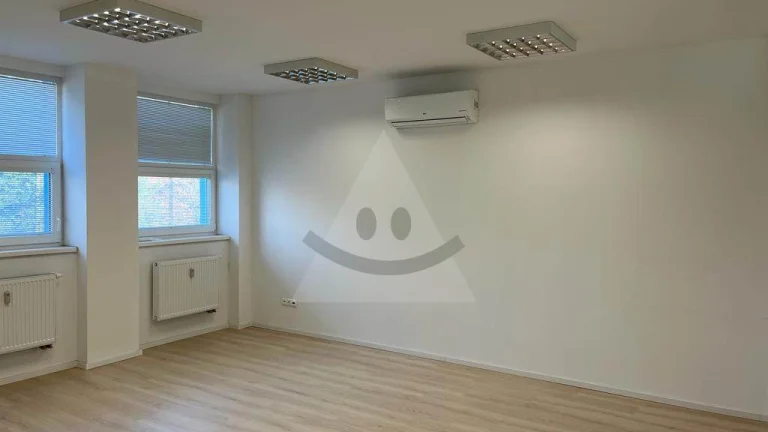 Na prenájom kancelárie 20 m2 MARINA PARK