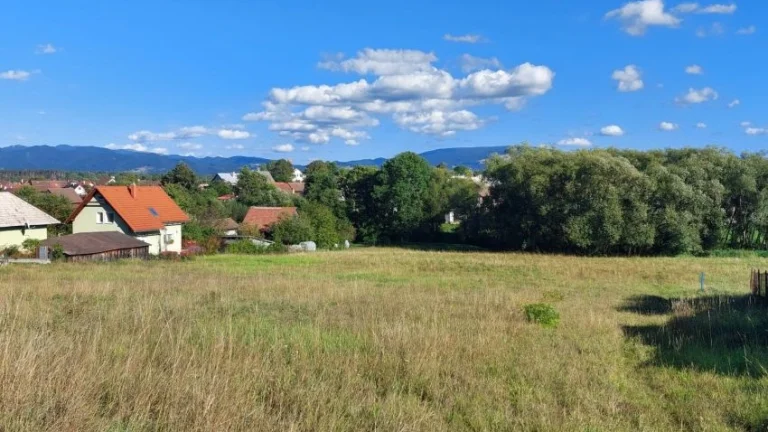 Pozemok v obci Dubové