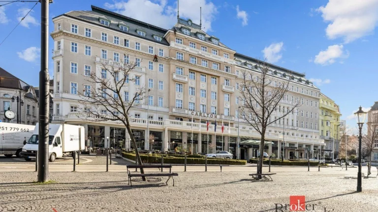 MODERNÝ 2i. BYT AŽ 74m2 – STARÉ MESTO - FRIENDLY PET WELCO