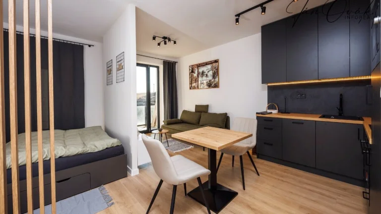 NOVOSTAVBA: 1,5 izb. byt, loggia + park. státie, v štandarde