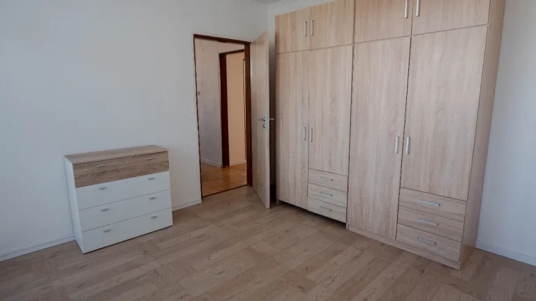 Na prenájom 2 izbový byt Chrenová Nitra 2 loggie