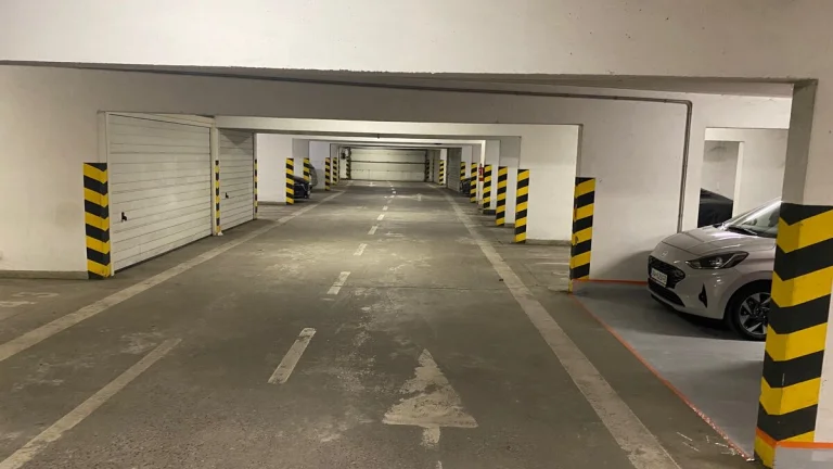 Predaj 2garaze Podunajska,Bratislava