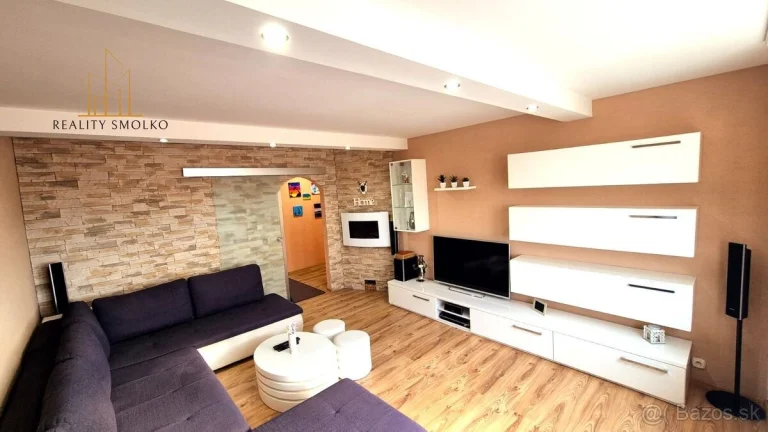 REZERVOVANÉ 3 izbový, klimatizovaný, garáž, loggia, te