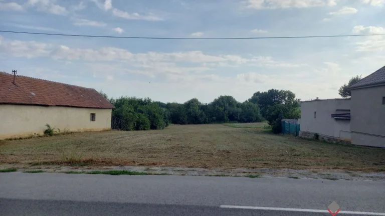 Stavebný pozemok Hajná Nová Ves