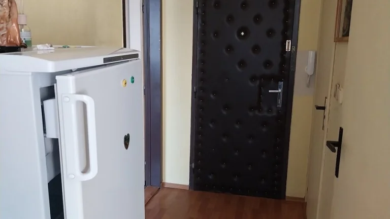 1-izbovy byť s balkónom