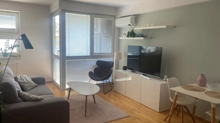 1,5 izb NA PRENÁJOM s PARKOVANÍM NOVOSTAVBA KOMPLET ZARIADEN