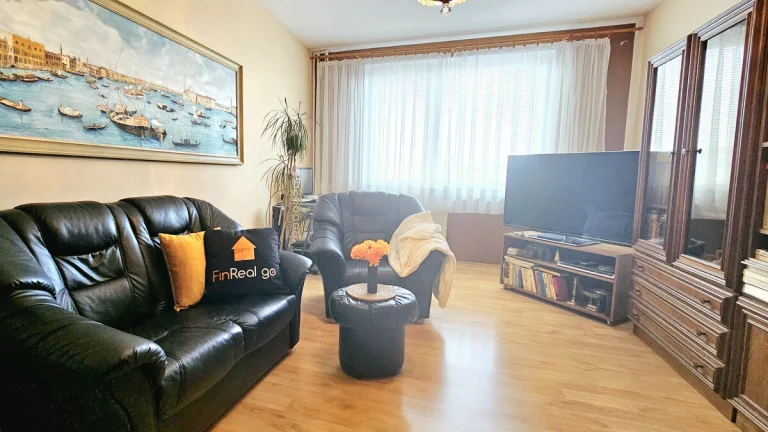 EXKLUZÍVNE, PREDAJ, 2-izbový byt s balkónom, Mochovská ul.,