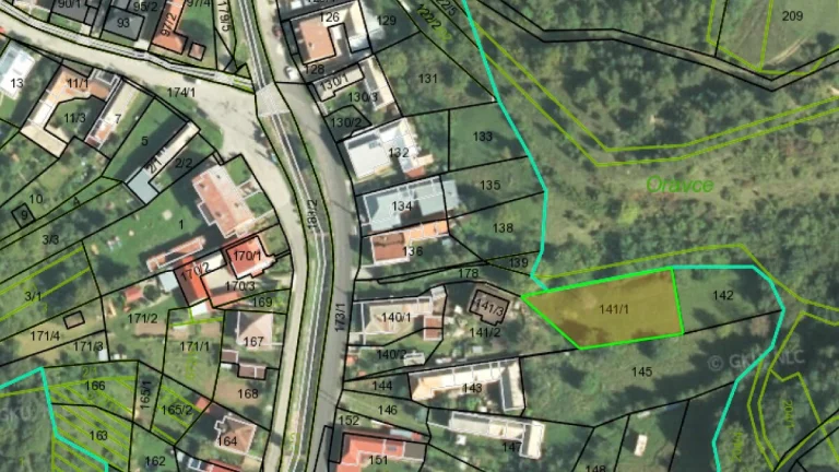 Na predaj pozemok pre RD - Oravce