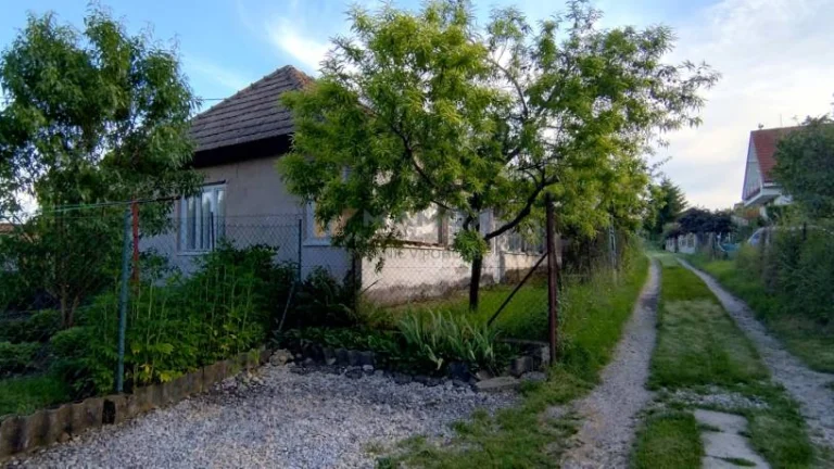 Dom s pozemkom 766m2 na predaj, Cabaj - Čápor, časť Čápor