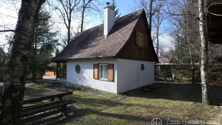 BOSEN | ZNÍŽENÁ CENA - rekreačná chata v obci Rohožník, Malé