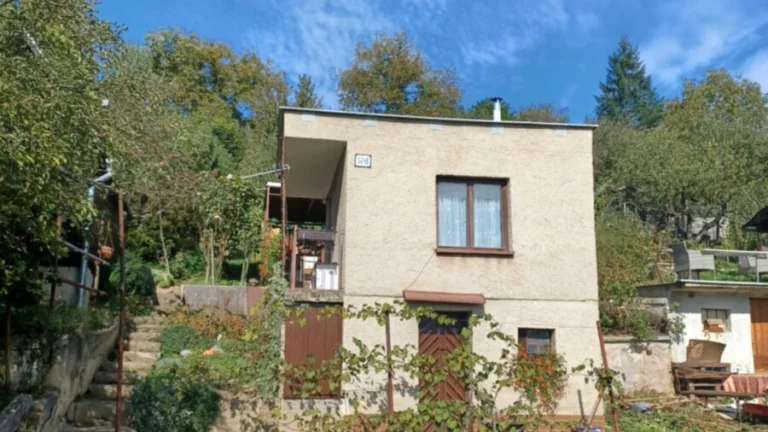 Zahradka s chatkou 600m²