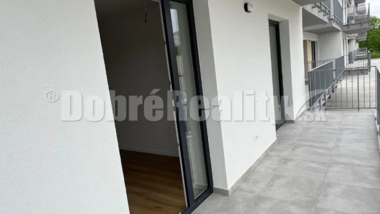 Ponukame na predaj nádherný 2 izbovy byt v novostavbe RIVERS