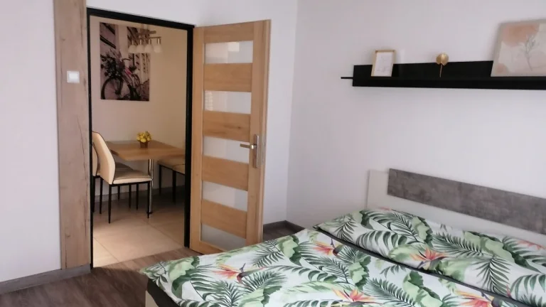 Moderný 2 izbový zariadený byt v centre KE