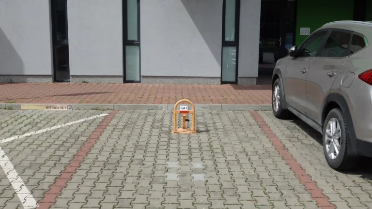 Vonkajšie parkovacie miesta o výmere 13m2, 12m2 v Galante