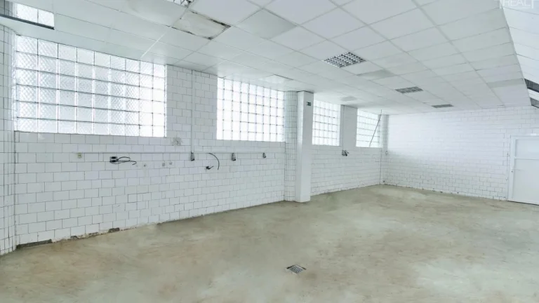 Výrobné a skladové priestory, Petrovianska ulica Prešov