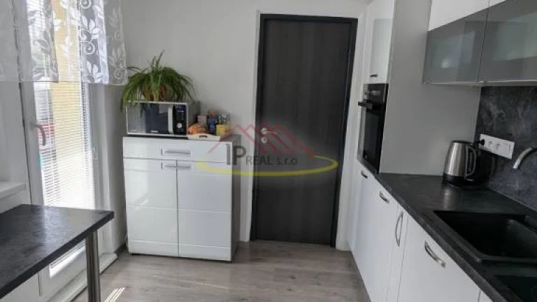 Predaj priestranného 4i bytu na Adamiho ul., kompletná rekon