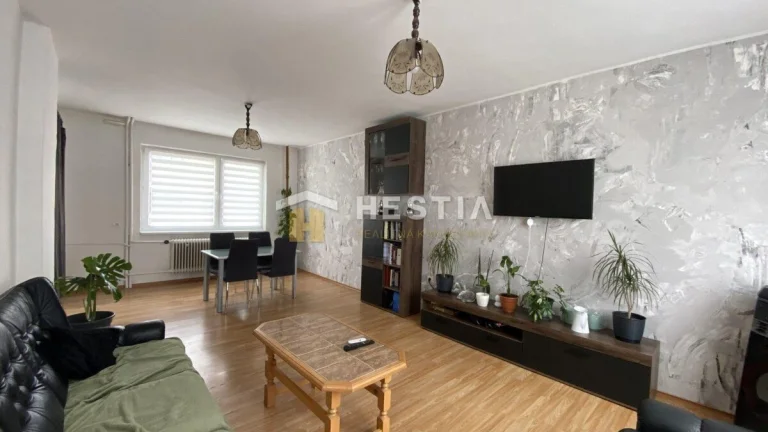 ZNÍŽENÁ CENA NA PREDAJ RD, veľký pozemok, Jablonica