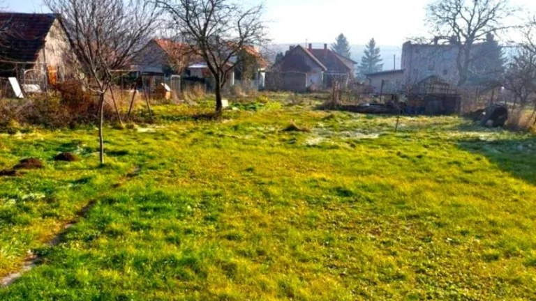 Priestranný rodinný dom s rozľahlým pozemkom