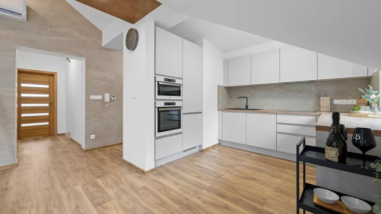 Výnimočný a luxusný, nový 4-izb. byt, centrum Záh. Bystrice