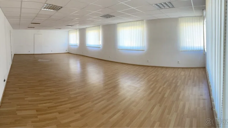 Kancelária obchod služby prenájom Revúca