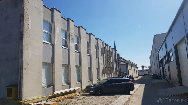 Predám výrobnú halu s kanceláriami v Nitre - Horné Krškany.