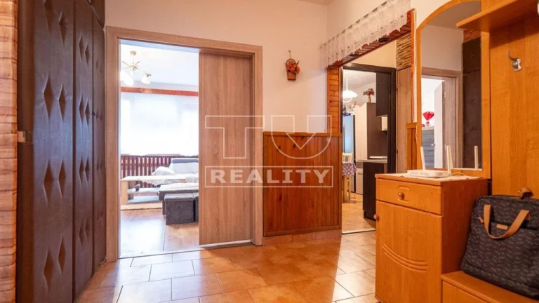 3 izbový byt Považská Bystrica, 68 m2