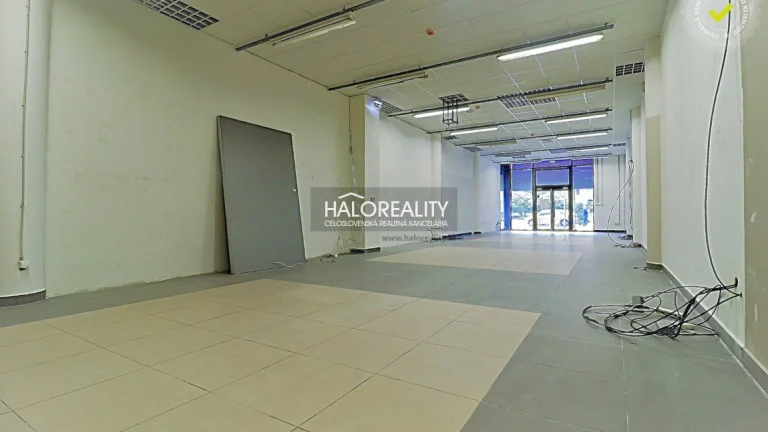 HALO reality - Prenájom, obchodný priestor Nové Zámky - EXKL