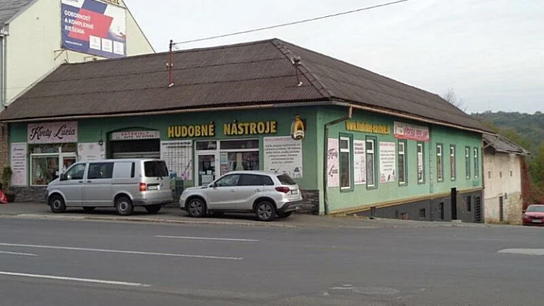 Na predaj multifunkčná nebytová budova, Žiar nad Hronom
