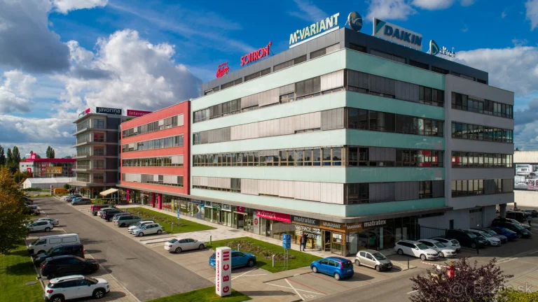 Prenájom moderných kancelárskych priestorov na Galvaniho uli