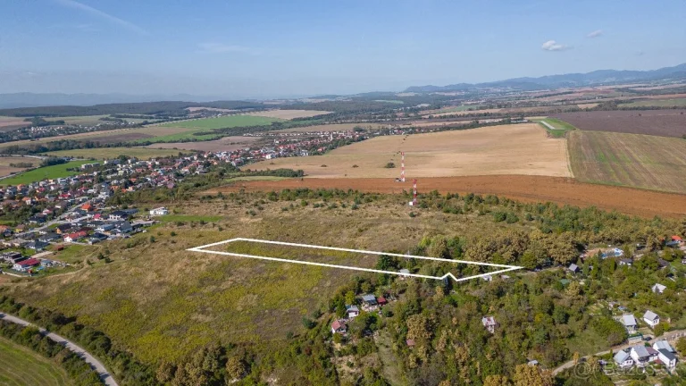 Pozemok pre dom na samote, ranč, haciendu,...Svinica