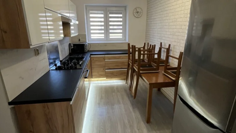 2 izbový byt na prenájom, Trhová, Prievidza