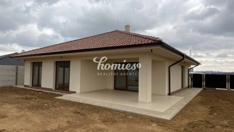PREDAJ domov pri golfovom ihrisku RED OAK - Lužianky