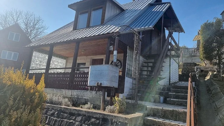 Chata s krásnym výhľadom a záhradou v Martine pod Bystričkou