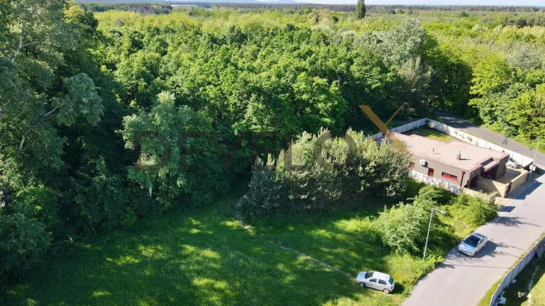 Stavebný pozemok v novovybudovanej oblasti Píniová Alej