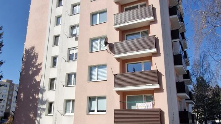 Garsónka na predaj, Centrum LM