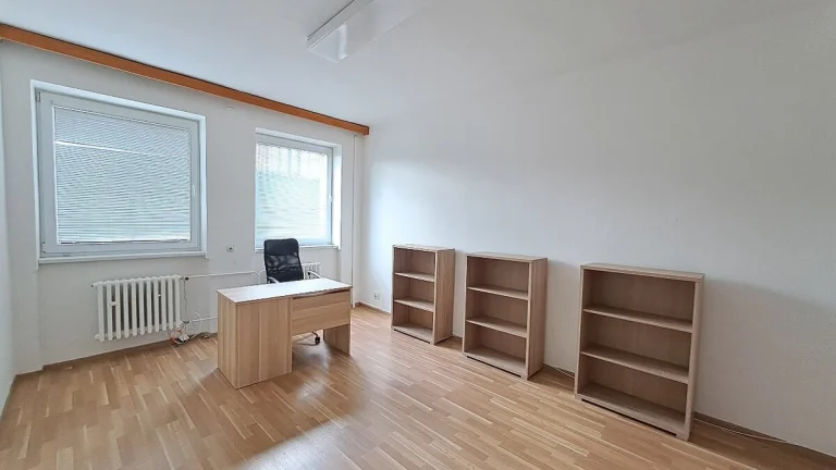 na prenájom kancelárie s možnosťou parkovania
