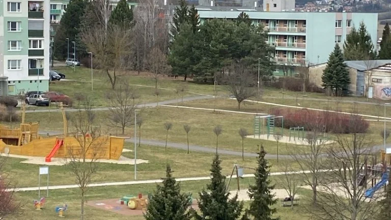 2 izbový byt na prenájom Žiar nad Hronom