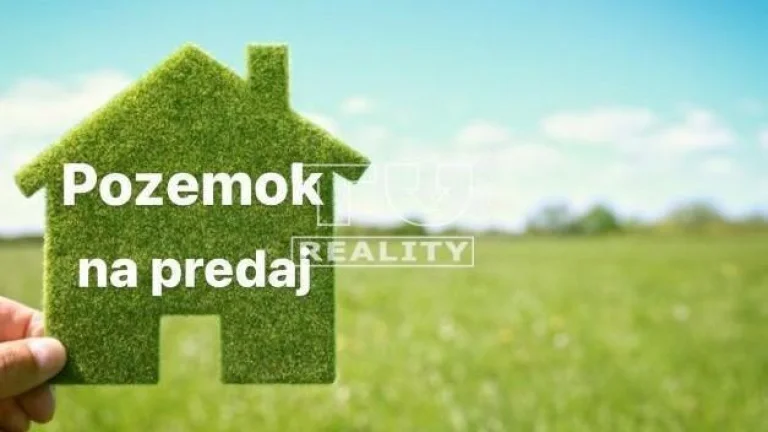 POZEMOK PRE RODINNÉ DOMY 4504 m2