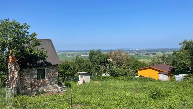 Záhrada s chatkou Skalica- Líštiny EXKLUZÍVNE LEN U NÁS