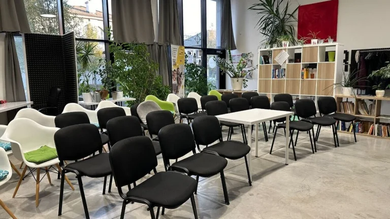Prenájom konferenčného priestoru v Lučenci / pre cca 30 osôb