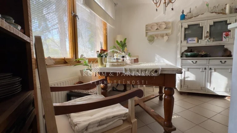 3 izbový byt vo vidieckom vzhľade, Komárno