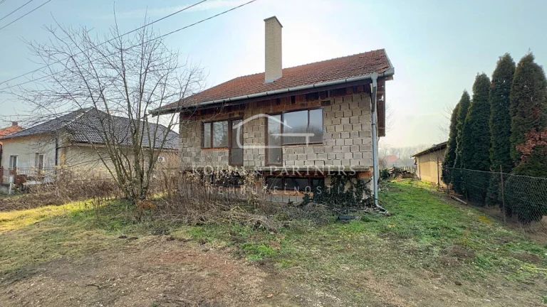 Viacpodlažný rodinný dom v Búči za SKVELÚ CENU