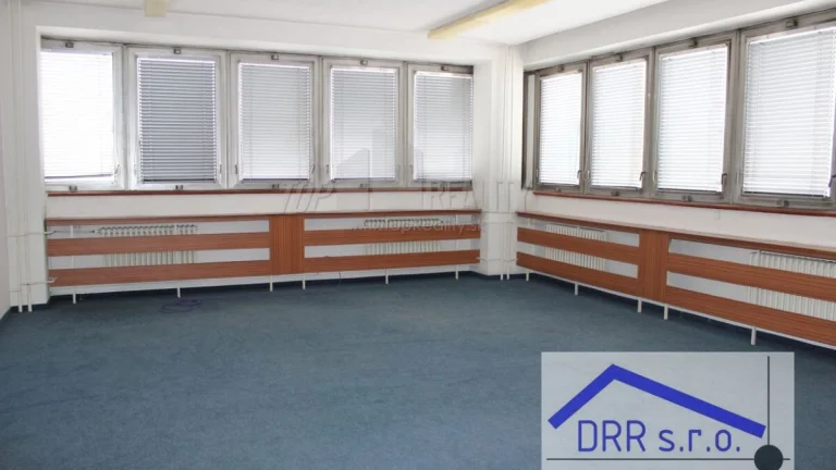 Kancelárske priestory, (od 36 m2), Žilina, s parkovaním