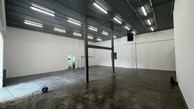 Prenájom haly/skladu 200m2